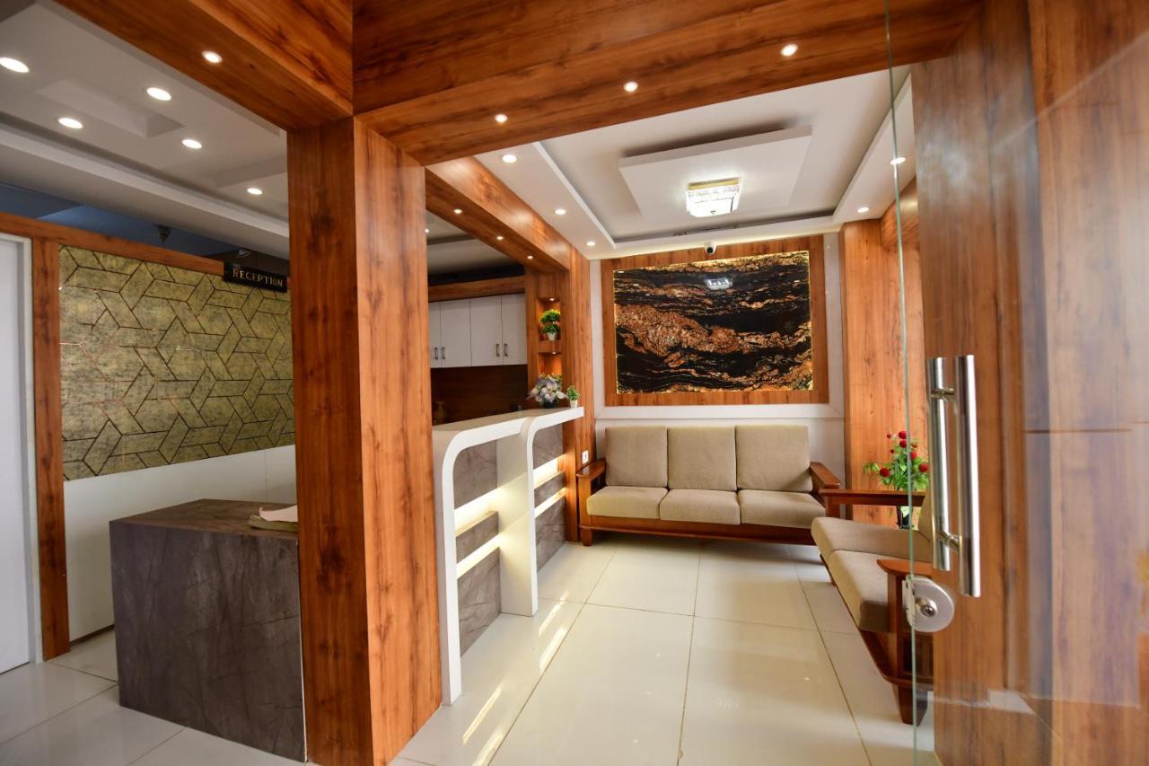 Hotel Surya Lodge مَسّور المظهر الخارجي الصورة